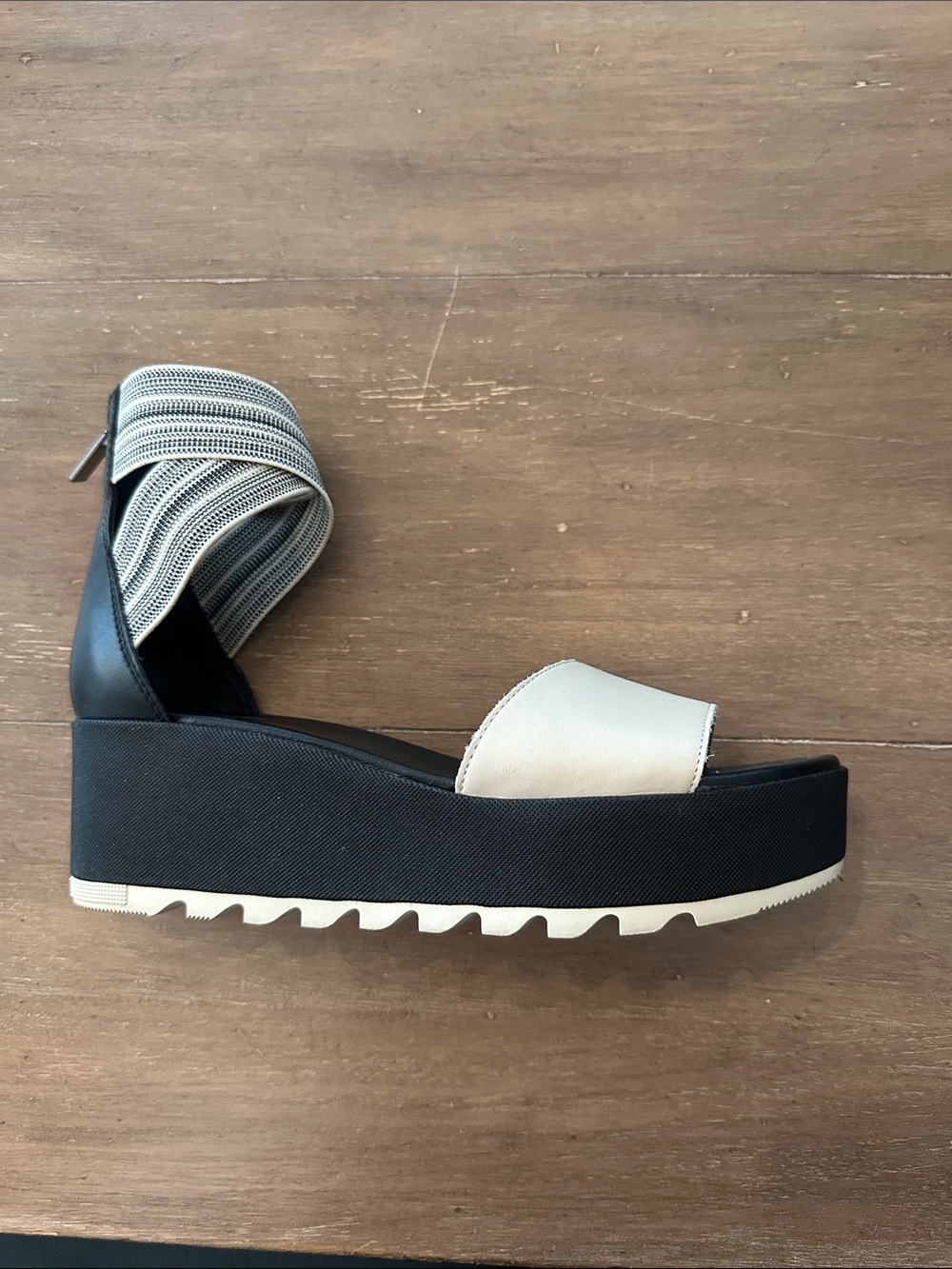Sorel Black Platform Wedge Sandal with Cream/Black Strap